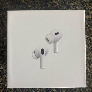 AirPods Pro (2nd generation) with MagSafe Case (USB‑C)